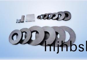 Round permanent magnetic ferrite